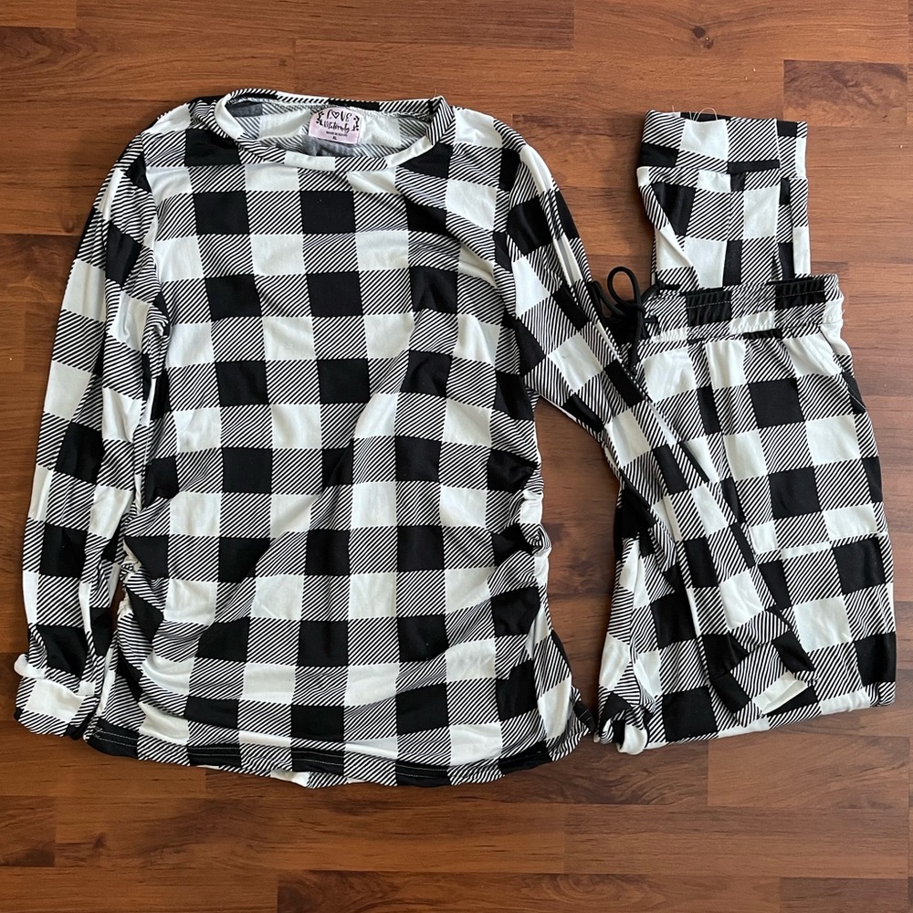 Maternity plaid pajama lounge top and pant set